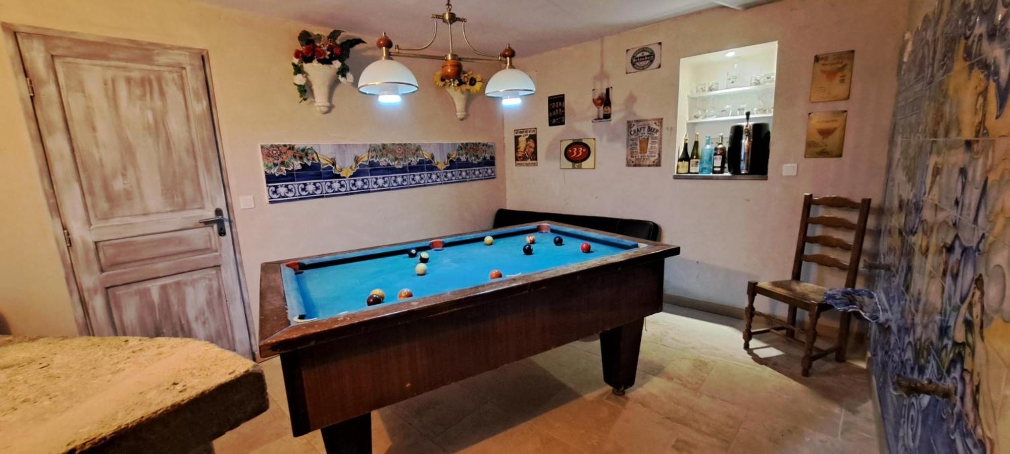 Apartament Chez Maxime Fraissinet-de-Fourques Zewnętrze zdjęcie